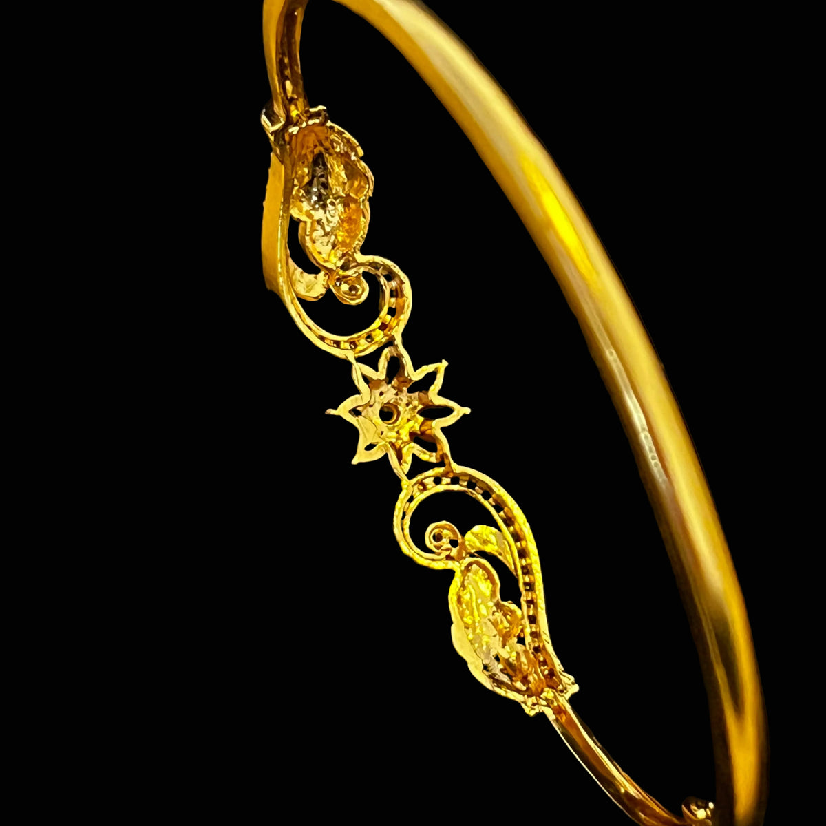Anaya Paisley Bracelet